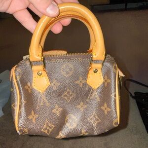 Louis Vuitton nano speedy